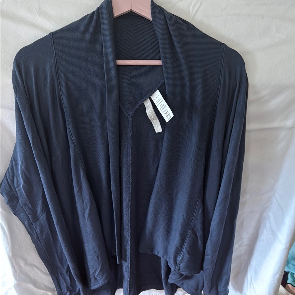 Athleta Dark Blue Pranayama Wrap